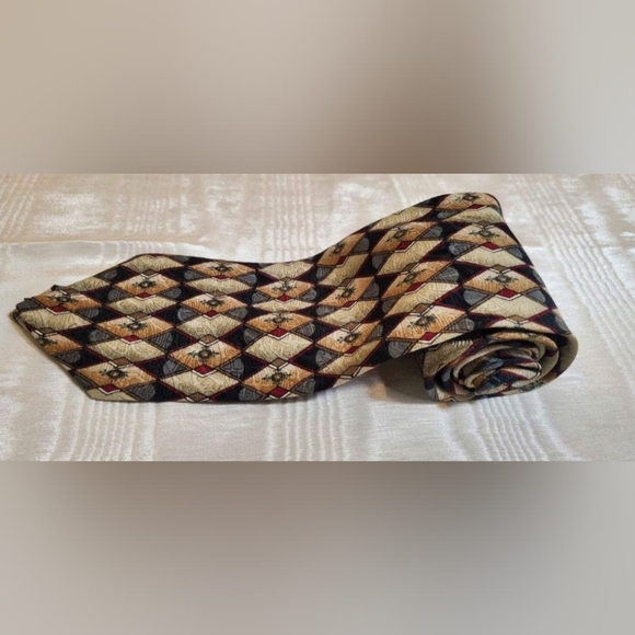 Retro Design Studios 100% Silk Geometric Diamond Multicolored Tie/ Necktie - Picture 6 of 7
